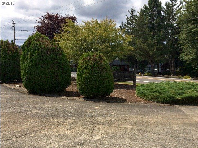 859 Lookingglass Road, Roseburg, OR 97471
